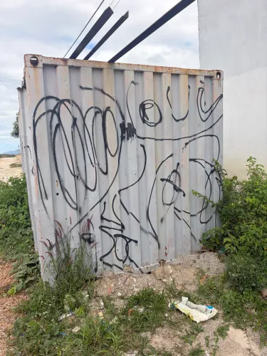 Vendo container