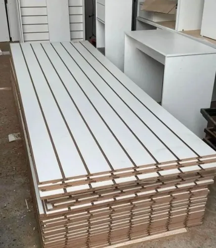 Rei do painel para loja canaletado em mdf