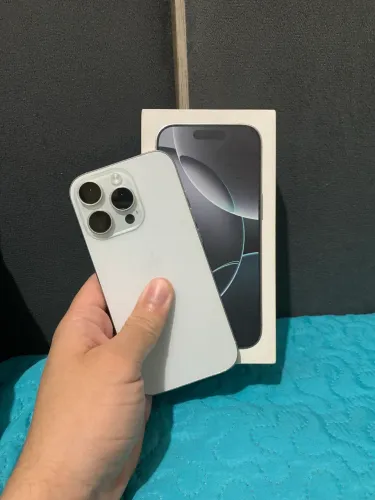 iPhone 16 pro 128gb 