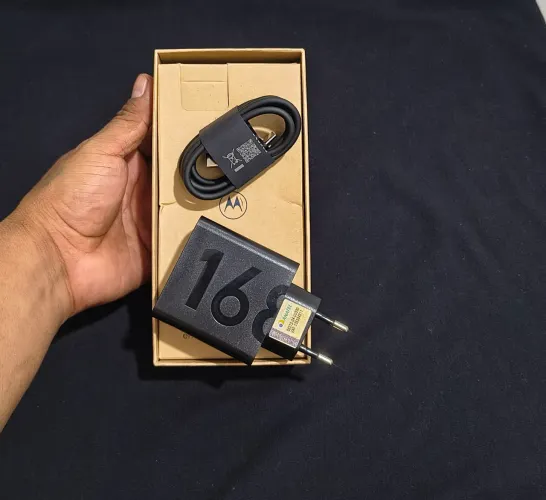 Carregador Motorola tipo C...168w... original