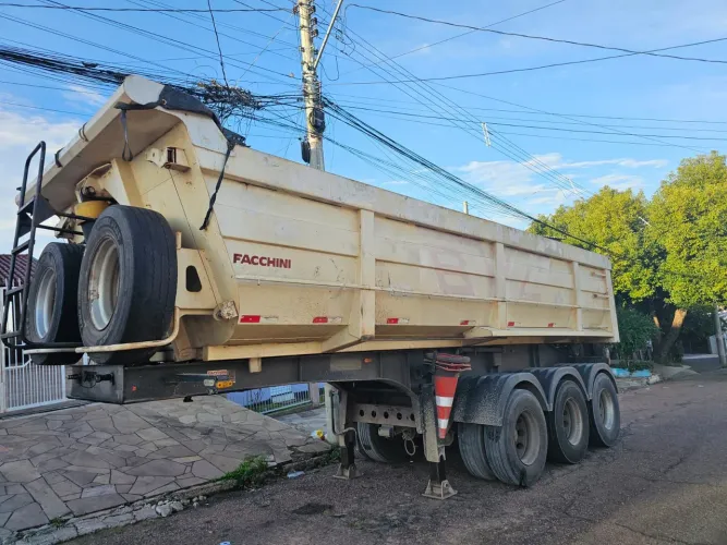 Caçamba LS basculante