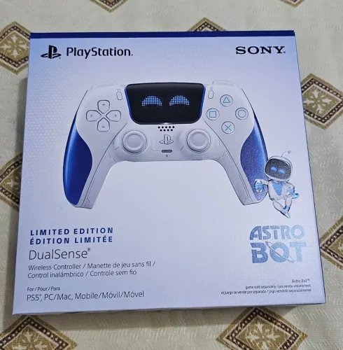 Controle Astro Bot PS5