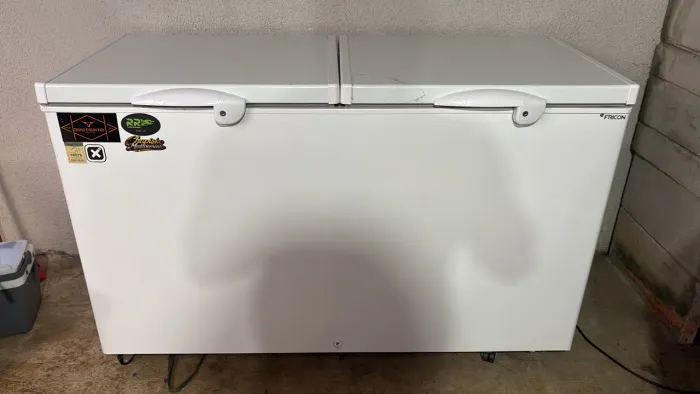 Vende-se freezer Fricon