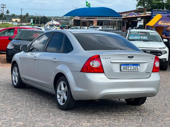 Ford Focus Sedan 2.0 16v/2.0 16V Flex 4P Aut. 2010