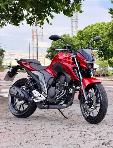 Yamaha FZ25 Fazer 2025