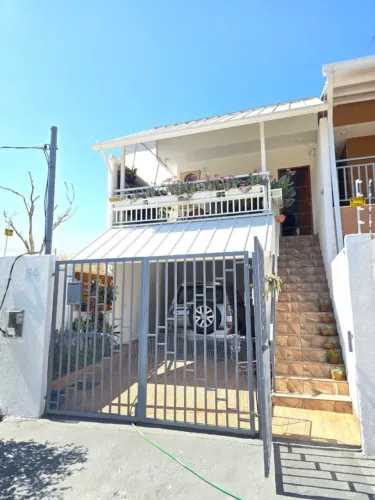 Casa para Venda em Itatiaia, Casal Garcia, 2 dormitórios, 1 banheiro, 2 vagas