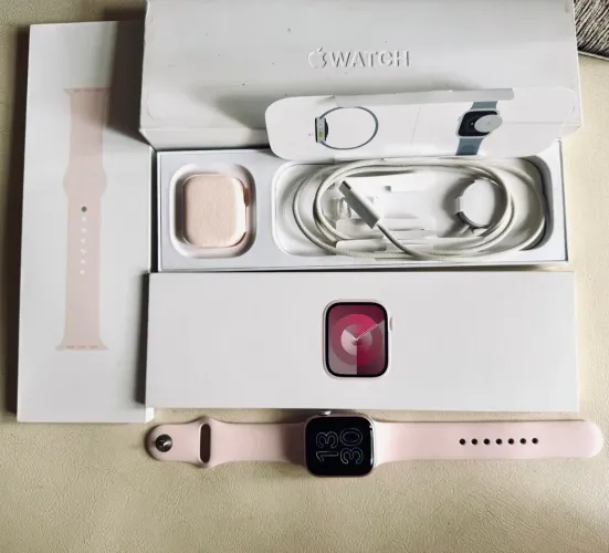 Apple Watch Series 9 (GPS)