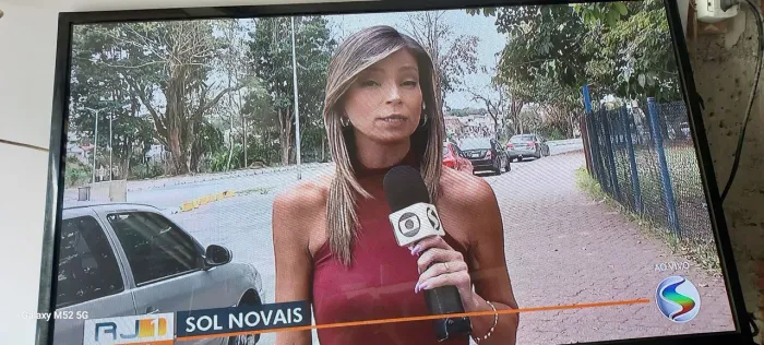 VENDENDO OUTRA TV SANSUNG 51 POLEGADAS DE PLASMA