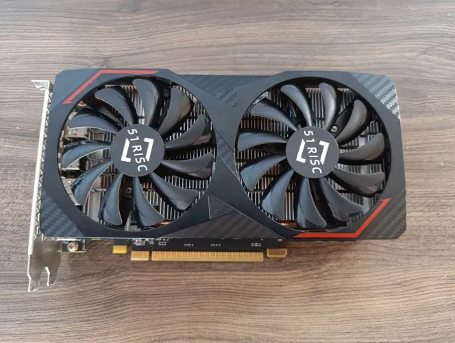 RX6600M 8gb funcionando 100% - com caixa
