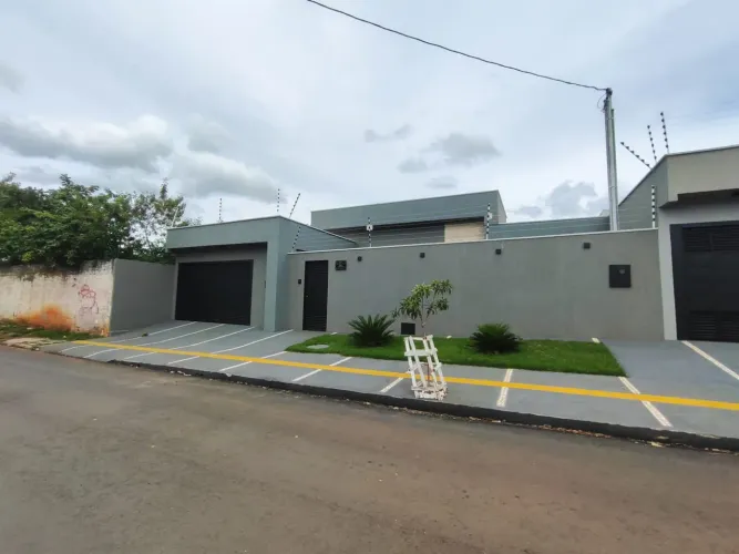 Casa 3 Suítes para Venda - Jardim Brasil, Goiânia/GO