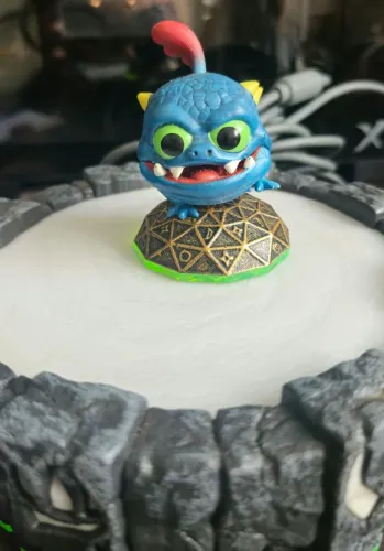 Boneco Skylanders Wrecking Ball (Faço olx pay)