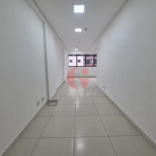 sala comercial para locação no condomínio Terraço Aquarius com 2 banheiros e 1 vaga de gar