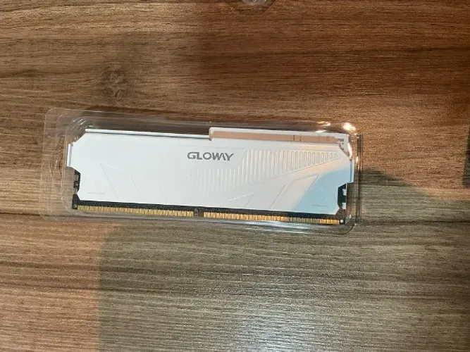Memoria ram gb 3200mhz Gloway - Nunca Usado