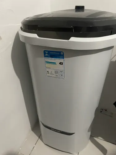 Tanquinho de lavar roupas