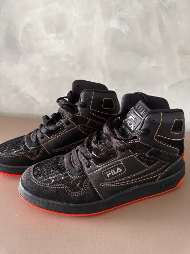 Tênis Fila Mid Dark Pumpikim