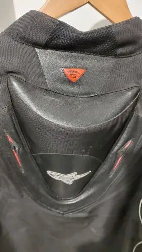 Jaqueta de moto Dainese com Cupim
