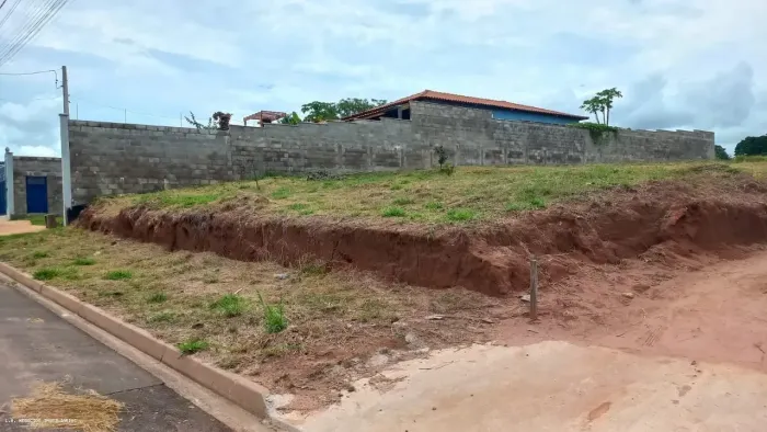 Chácara à venda em Campos Elíseos - Brotas - SP