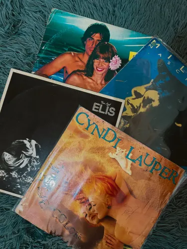 Lote com 8 discos de vinil