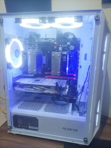 PC Gamer - Dual Xeon E5-2680 V4