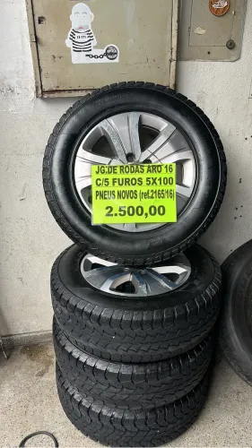 4 pneus Aro 16 - Novo  