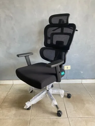 Cadeira Presidente C.800 Ares