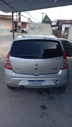 Sandero o mais completo extra 2011