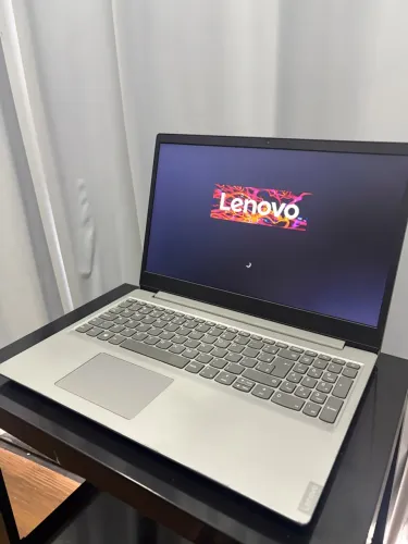 Notebook Lenovo