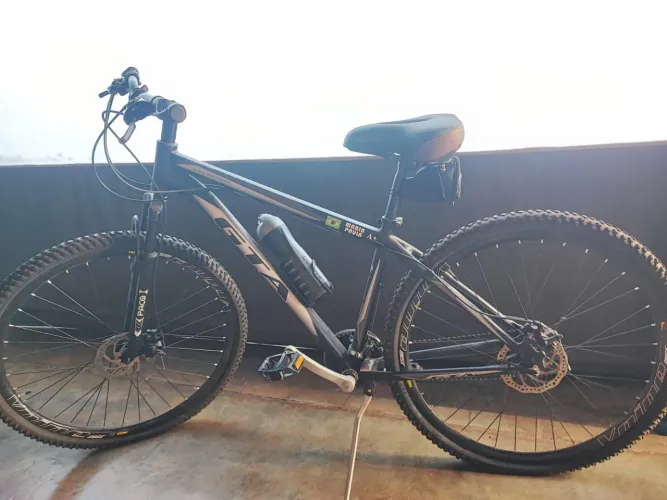 Bicicleta GTA A4 Aro 29 Freio a Disco