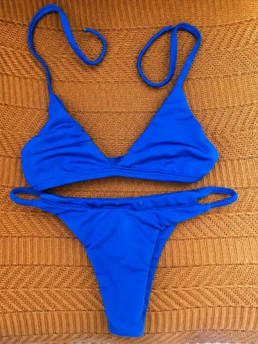 Biquíni azul