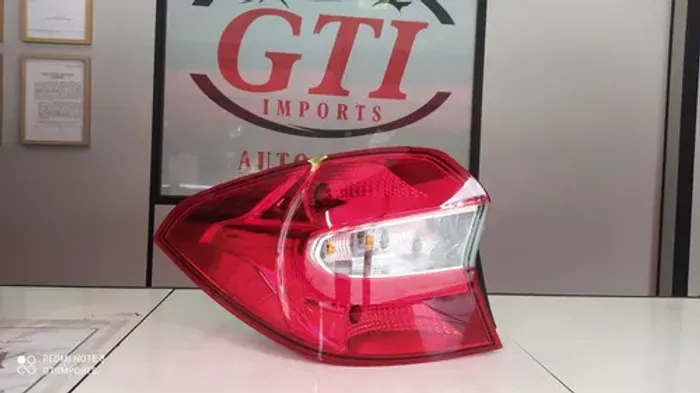 Lanterna Traseira Esquerda Ka Sedam 2015 2016 2017 2018  Esquerdo Vermelho