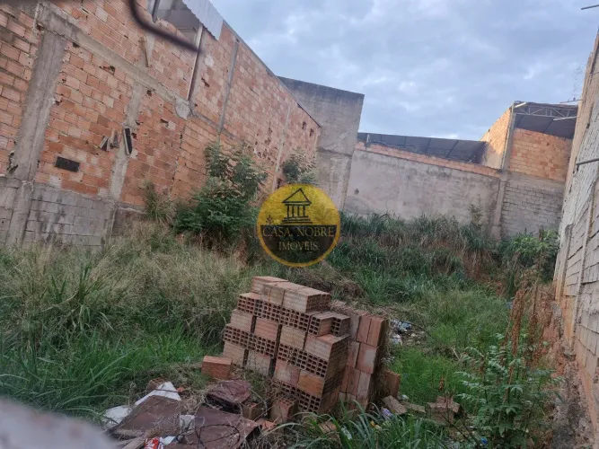 EXCELENTE LOTE PLANO A VENDA NO CABRAL