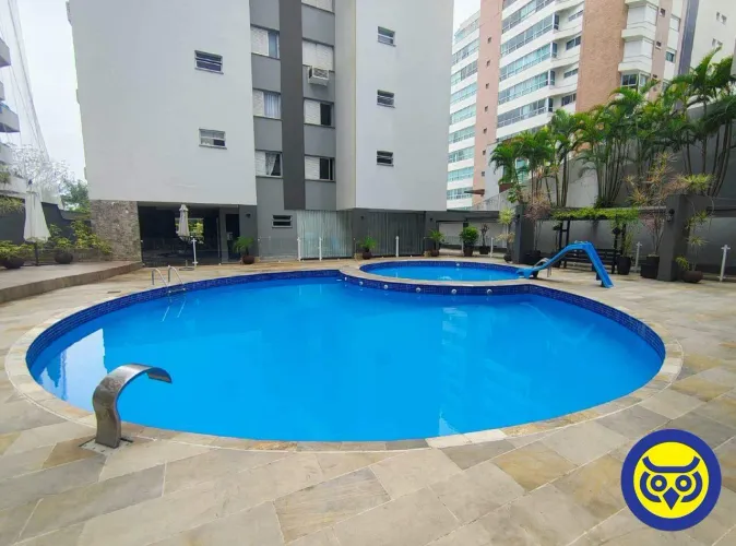Apartamento com 3 dormitórios na Beira-Mar de Florianópolis Agronômica