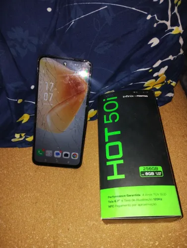Vendo celular trincado 256 gigas funciona perfeitamente