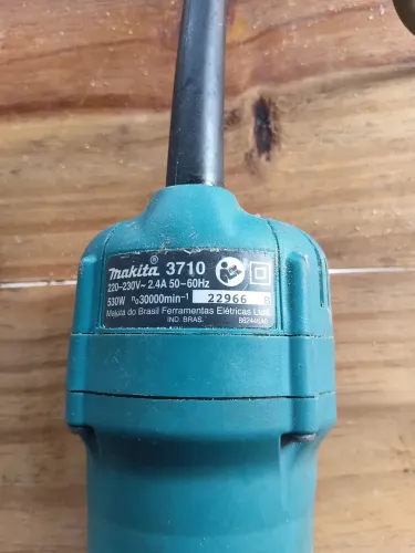 Tupia laminadora makita