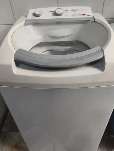 Máquina de lavar roupa Brastemp 9kg