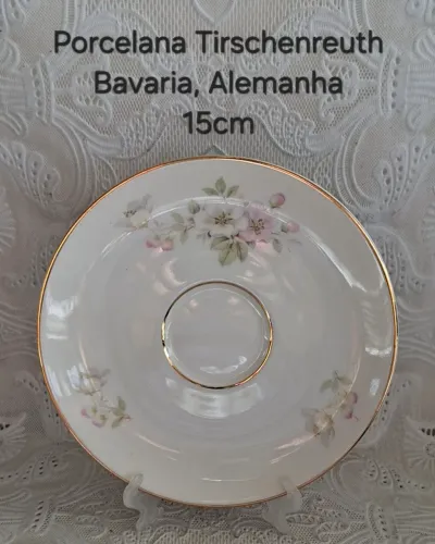 Pires de chá porcelana Tirschenreuth, modelo Apple Blossom (flor de macieira)