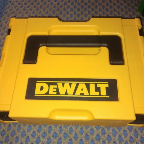 Chave de impacto sem fio DeWalt 20V MAX Nova