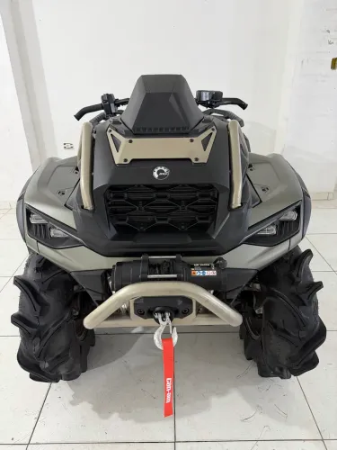 Quadriciclo Can Am Outlander XMR 1000