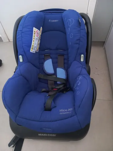 Bebe conforto azul da maxi cosi