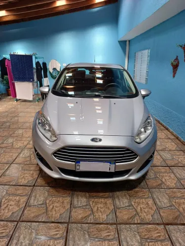 Ford Fiesta Sedan 1.6 16V Flex Aut. 2014