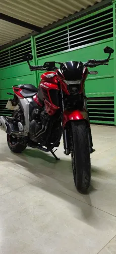 YAMAHA FAZER 250