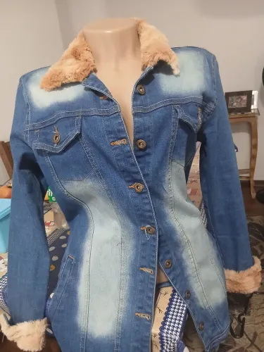 Roupas em semi novas