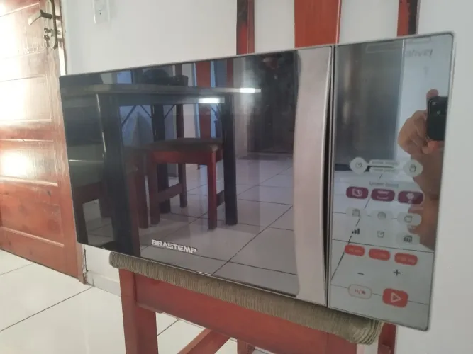 Micro-ondas Brastemp linha Active 38L Grill | (Defeito: Touch e Trava da porta)