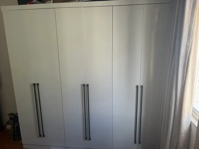 Guarda-Roupa Casal 6 Portas Moderno Branco (Excelente Estado)