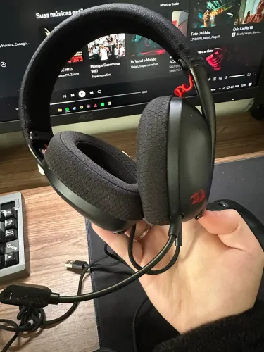 Headset RedDragon IRE PRO - Cabo e Bluetooth