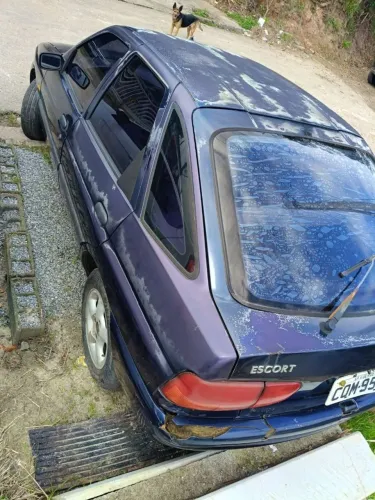 Ford Escort GL 1.8i 16V 4P 1998