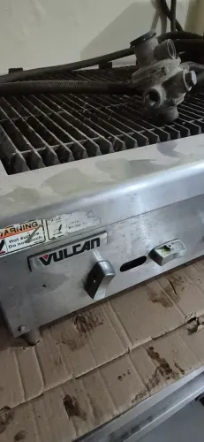 CHAR BROILLER 4 QUEIMADORES VULCAN