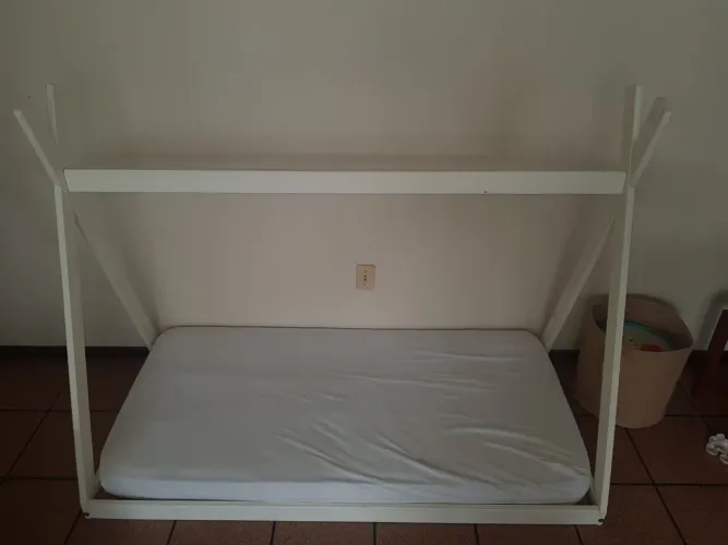 Cama montessoriana