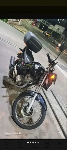 Moto de garagem 