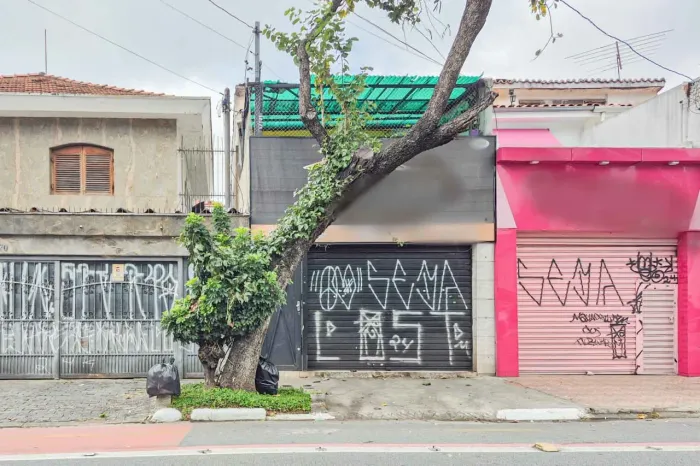 Loja na Rua Maria Cândida, 1764 - A 84 m²